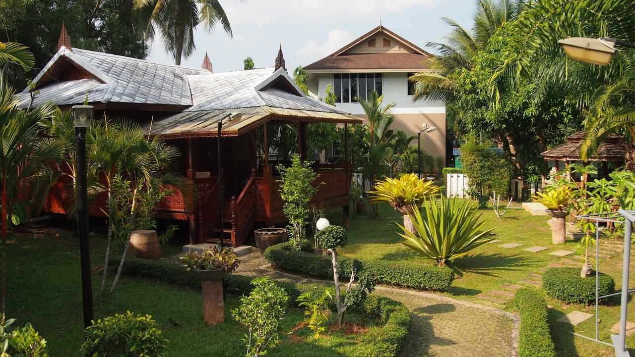 Cozy Garden Resort